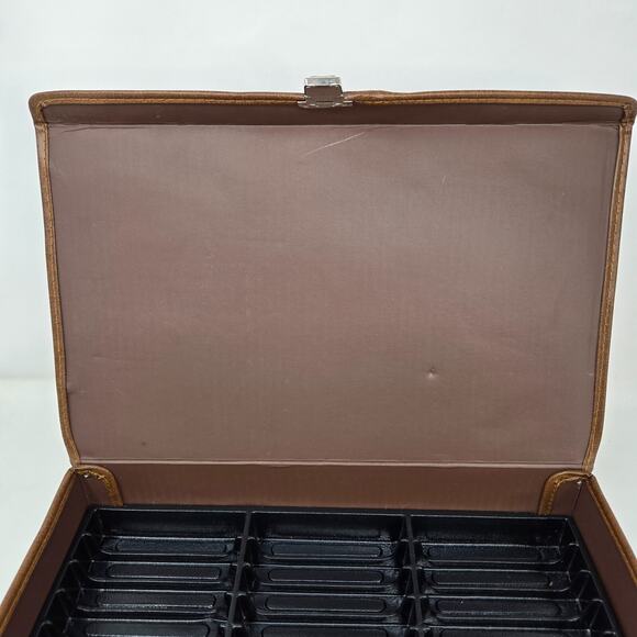 Cassette Tape Storage Carrying Case Brown Vinyl Holds 30 Handle 14.5" x 9" - Picture 7 of 15
